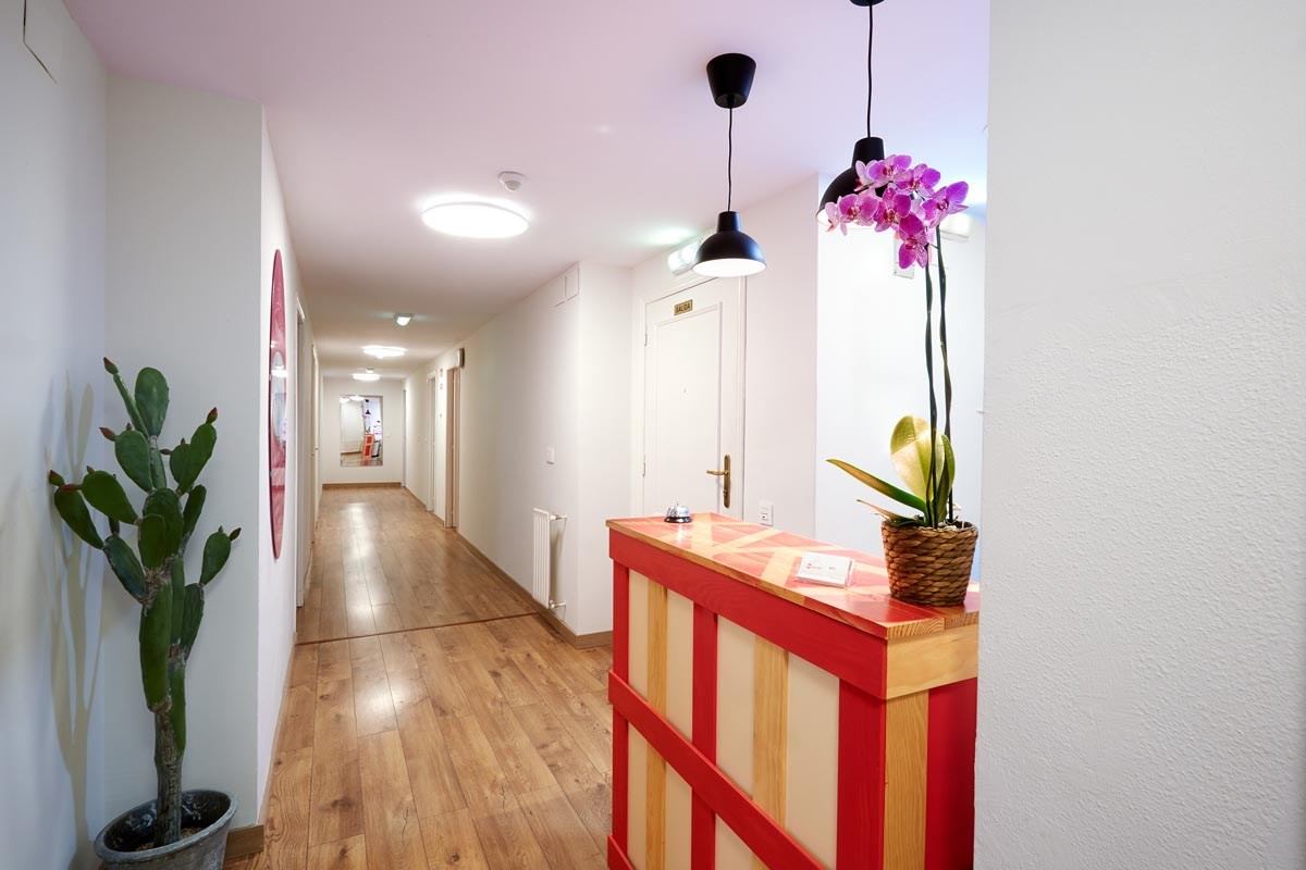 Espacios de trabajo y mentoría de 7evelup, diseñados para impulsar a mujeres empresarias en un entorno profesional y acogedor